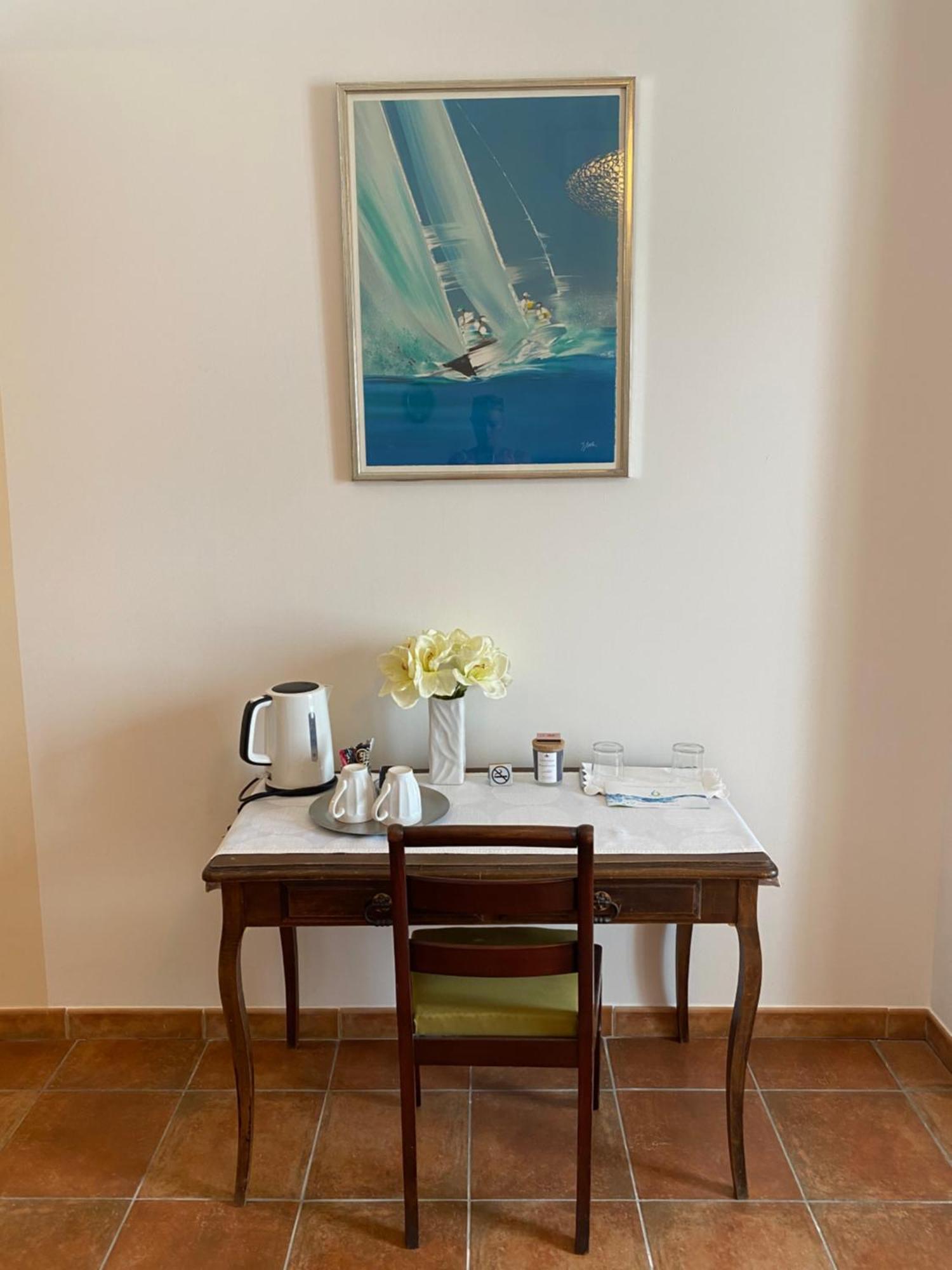Le Relais D'Affiac Bed & Breakfast Peyriac-Minervois Exterior photo
